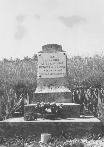 73. Brigade de La Bégude-de-Mazenc. Nature de la commémoration : stèle. Lieu : Aleyrac, en bordure de la route départementale n°19. Nombre de victimes, mortes au combat : 1. Circonstances : tuée par les Allemands.