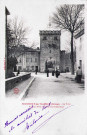 La tour de l'horloge, place du Rasset.