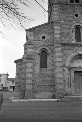 Anneyron. - La façade ouest de l'église Notre-Dame.