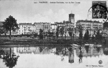 Valence. - Avenue Gambetta vue du Parc Jouvet.