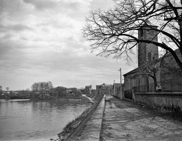 La Roche-de-Glun. - Quais des Frères Lavirote.