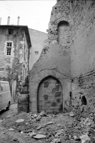 Romans-sur-Isère.- Travaux de démolition de l'îlot 10 du quartier Pêcherie.