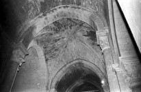 Étoile-sur-Rhône. - Voûte de la croisée du transept de l'église Notre-Dame, avant travaux.