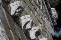 Mirabel-aux-Baronnies.- Détails de la chapelle Notre-Dame de Beaulieu.