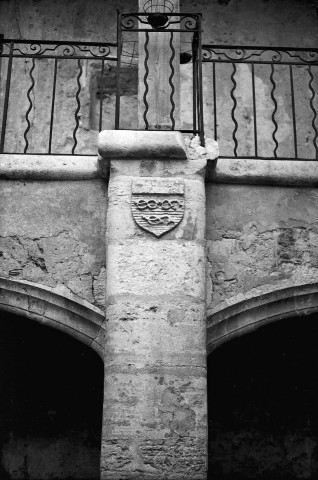 La Touche. - Détail de la cour intérieure du château.