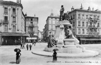 Valence.- La place de la République.