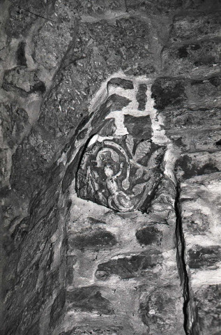 Piègros-la-Clastre.- Culot dans le chœur de l'église Saint-André.