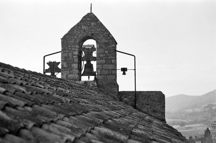 Pont-de-Barret. - Le clocheton de l'église Notre-Dame la Brune.