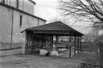 Montvendre. - Le lavoir du village.