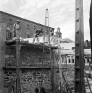 Bouchet. - Construction contre l'abbaye.