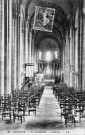 Valence.- L'intérieur de la cathédrale Saint-Apollinaire.