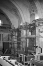 Montbrun-les-Bains. - Mur nord de l'église Notre-Dame en travaux.