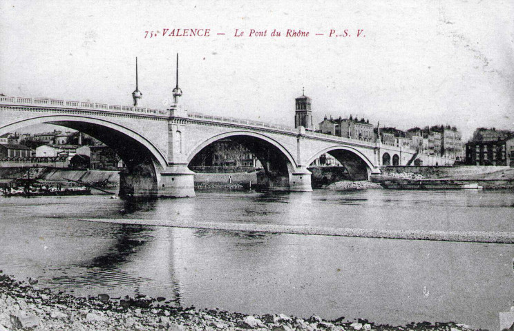 Le pont sur le Rhône.