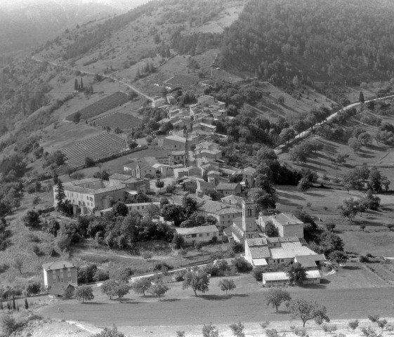 Vue aérienne du village.