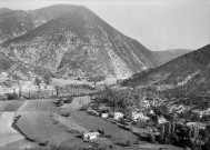 Dieulefit. - Vue aérienne de l'école de Beauvallon route de Comps.