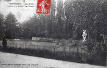 Le Jardin Public, la statue du Chasseur du 1er âge (1903).