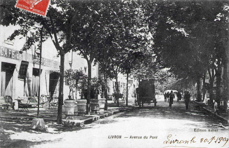 Avenue Joseph Combier.