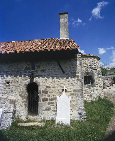 Crépol.- La chapelle Saint-Roch anciennement chapelle de Montdeveroux.