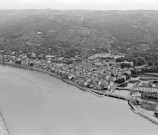 Vue aérienne de la ville et de l'embouchure de la Galaure.