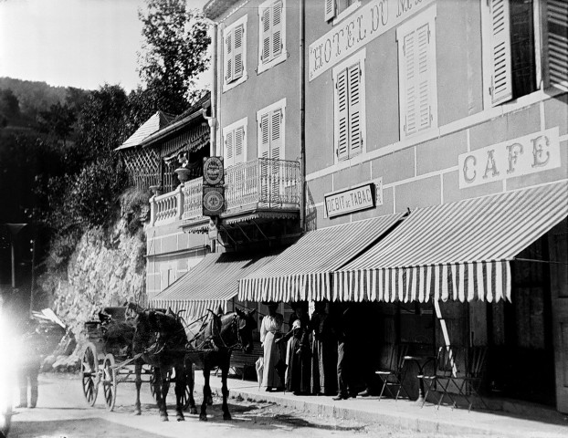 Saint-Martin-en-Vercors.- Les Barraques.