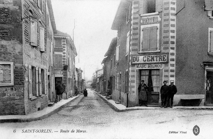 Route de Châteauneuf-en-Valloire.