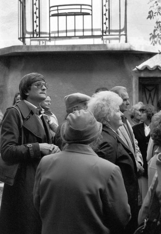 Châtillon-en-Diois.- Journée de l'association Histoire Archives Drômoises, Mr Ermisse pendant la visite du village.