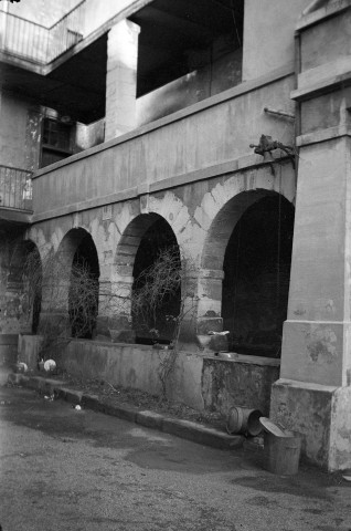 Valence.- Le cloître Saint-Félix rue Madier de Montjau.