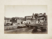 Montélimar.- Vue de la ville et du pont Eiffel sur le Roubion.