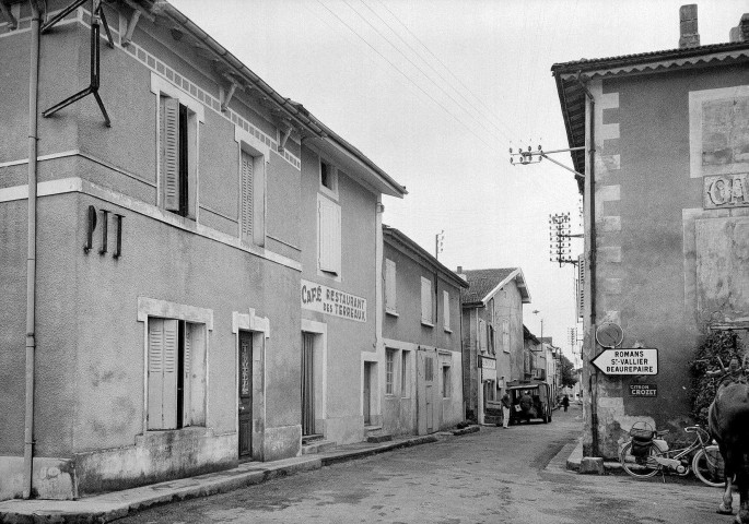 Le Grand-Serre. - Commerces Grande-rue