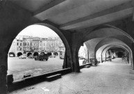 L'actuelle place du Docteur Bourdongle.