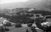 Dieulefit. - Vue aérienne du domaine de Réjaubert.