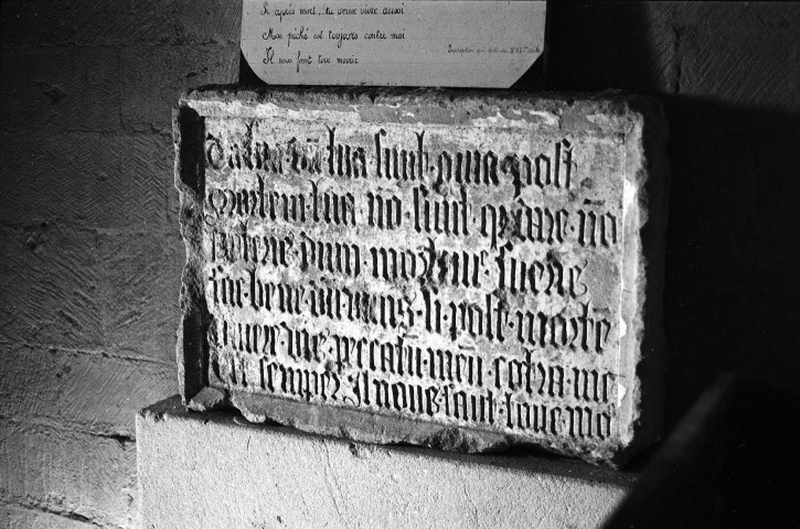 La Bâtie-Rolland. - Inscription à l'intérieur de la chapelle Saint-Andéol.