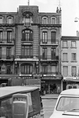 Valence.- Avenue Félix Faure.