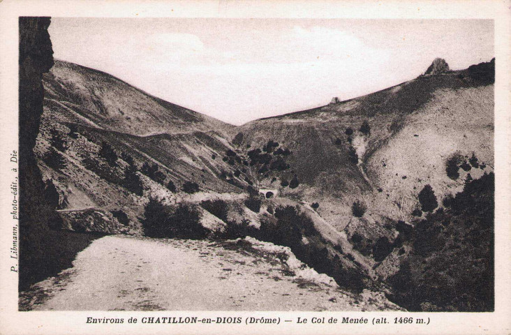 Le col de la Menée.