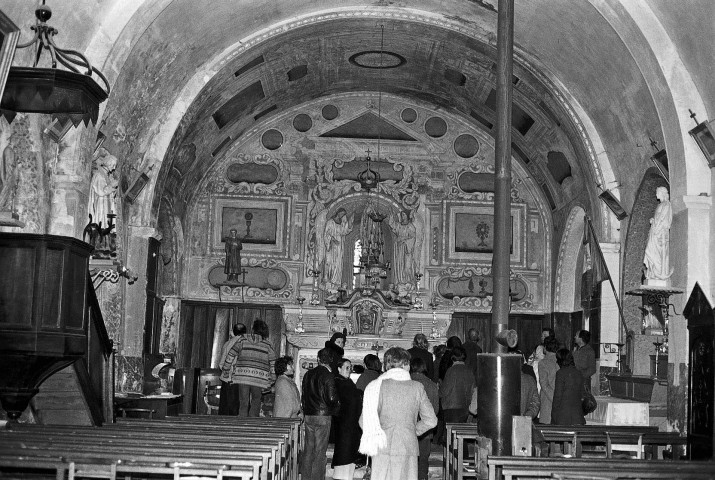 Réauville. - L'assemblée générale de l'association Trésors Drômois le 17 novembre 1979, visite de l'église Sainte-Marie-Madeleine.