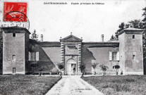 Entrée principale du château.