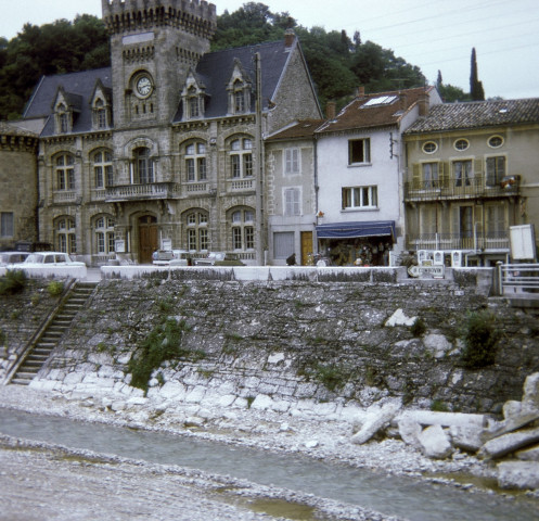 Chabeuil.- La mairie.