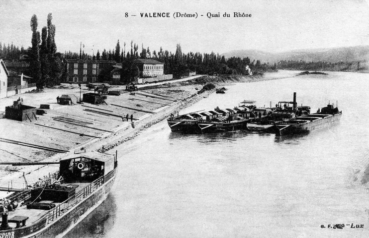 Valence.- Le port.