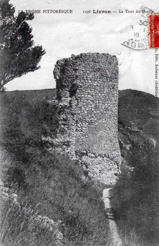 La Tour du Diable colline de Brézème.