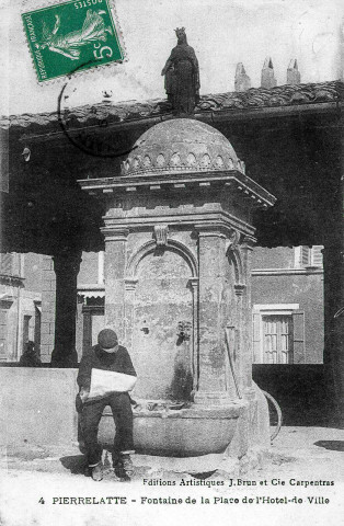 Fontaine et lavoir de l'actuelle place Xavier Taillade.