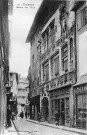 Valence.- La maison des Têtes, Grand Rue.