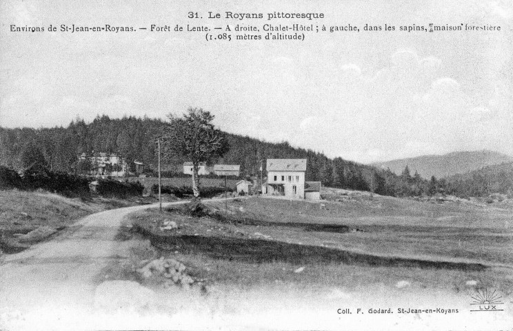 Le chalet du Club Alpin de la forêt de Lente.