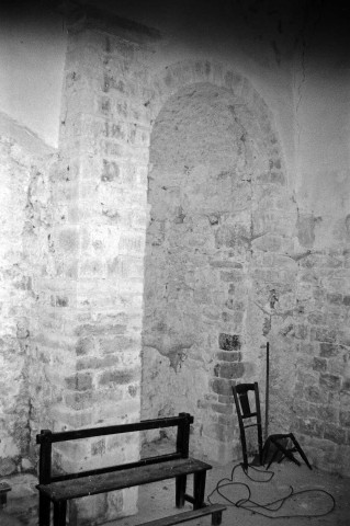 Chastel-Arnaud.- Détail de l'église Saint-André.