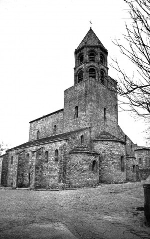 La Garde-Adhémar. - L'église Saint-Michel.