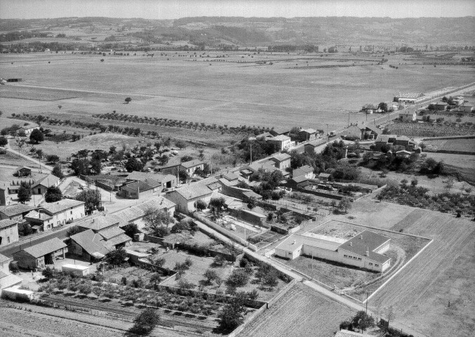 Andancette.- Vue aérienne du quartier Creux de la Thine