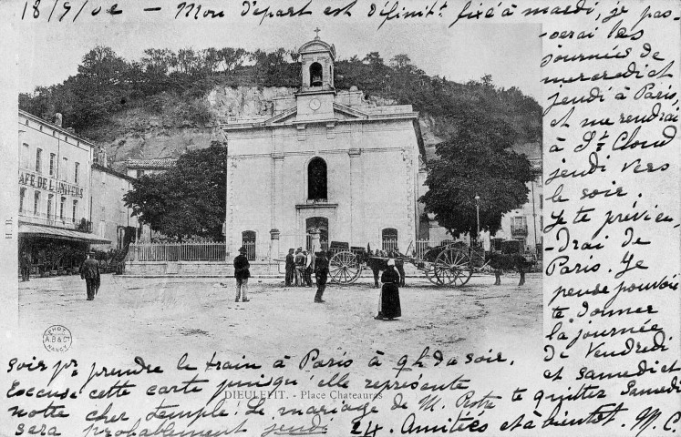 Dieulefit.- Le temple, place Chateauras.