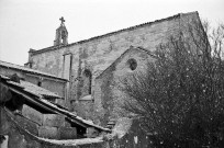 Lachau.- La façade sud de la chapelle Notre-Dame de Calma.