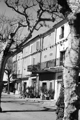 Tulette.- Restes des remparts.