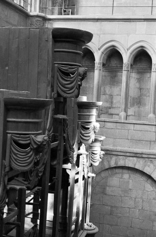 Romans-sur-Isère.- Buffet d'orgue de la collégiale Saint-Barnard.