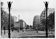 L'avenue Pierre Sémard vue de l'esplanade du Champ de Mars.